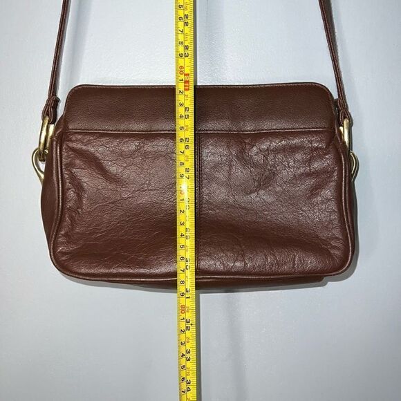 Via Piaggi, Vintage Chestnut Brown Genuine Leather Adjustable Crossbody Purse - Picture 3 of 13